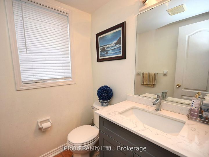 Photo 19 at 166 - 80 Acorn Place, Hurontario, Mississauga
