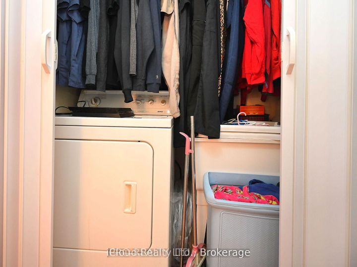 Photo 33 at 166 - 80 Acorn Place, Hurontario, Mississauga