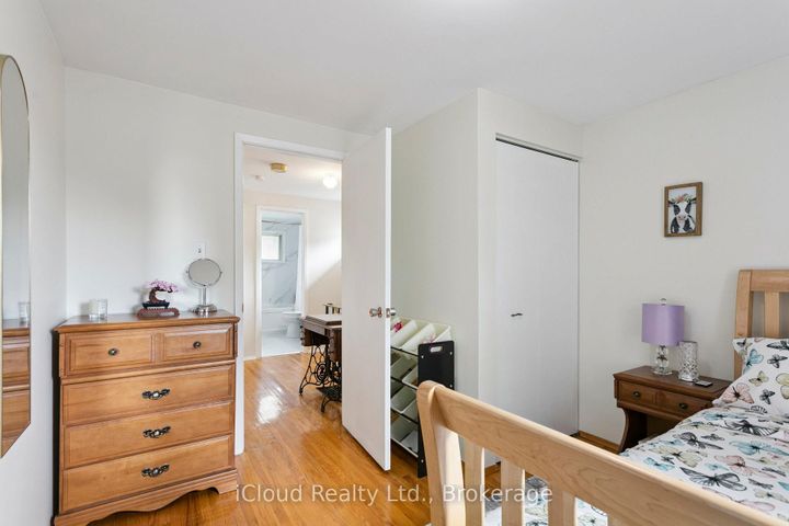 Photo 29 at 47 Golf View Drive, Brampton East, Brampton