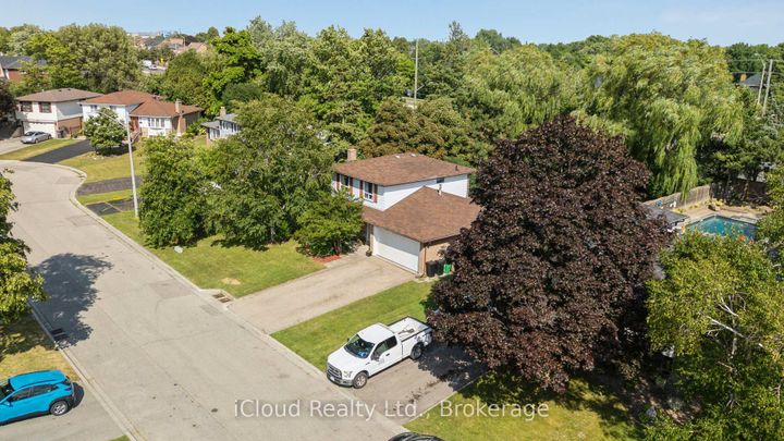 Photo 47 at 47 Golf View Drive, Brampton East, Brampton