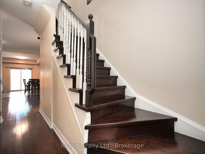 Photo 16 at 74 Crumlin Crescent, Credit Valley, Brampton