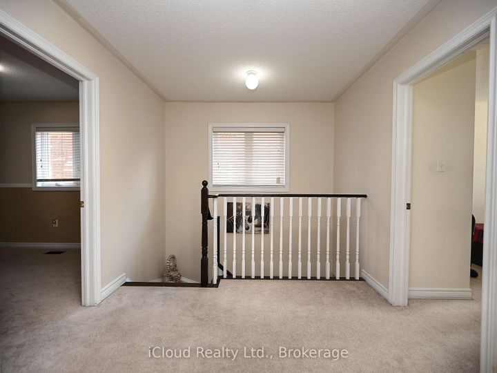 Photo 31 at 74 Crumlin Crescent, Credit Valley, Brampton