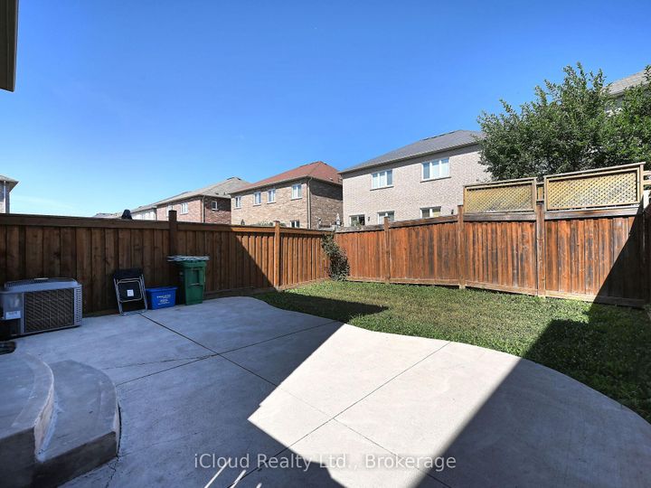 Photo 45 at 74 Crumlin Crescent, Credit Valley, Brampton