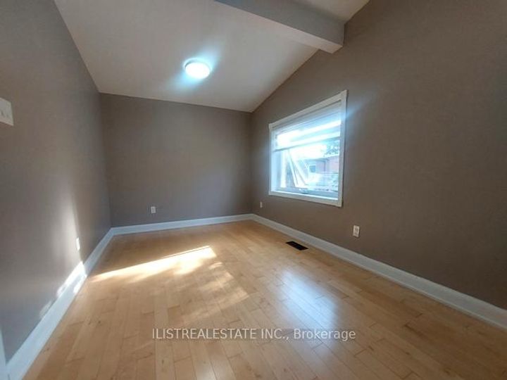 Photo 4 at 43 Anaconda Avenue, Birchmount, Toronto