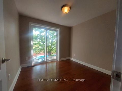 Photo 8 at 43 Anaconda Avenue, Birchmount, Toronto