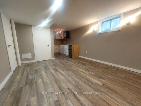 Photo 9 at 43 Anaconda Avenue, Birchmount, Toronto