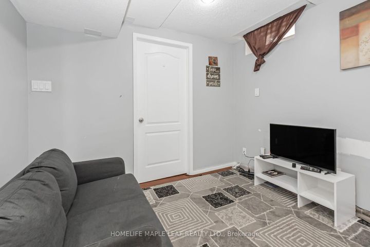 Photo 26 at 3127 Pendleton Road, Meadowvale, Mississauga