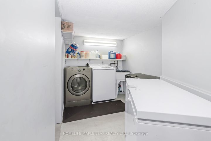 Photo 30 at 3127 Pendleton Road, Meadowvale, Mississauga