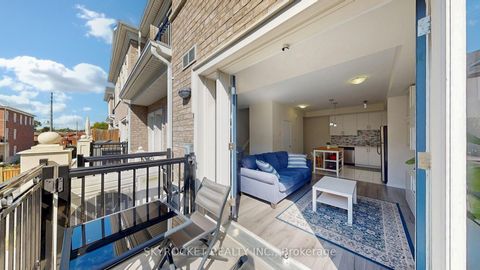 Photo 18 at B18 - 26 Bruce Street, East Woodbridge, Vaughan