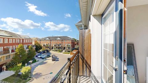 Photo 26 at B18 - 26 Bruce Street, East Woodbridge, Vaughan