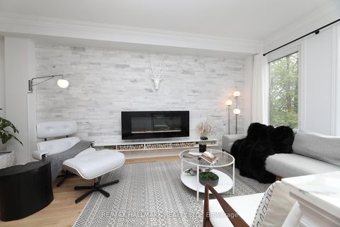 Photo 2 at 146 Manitoba Street, Mimico, Toronto