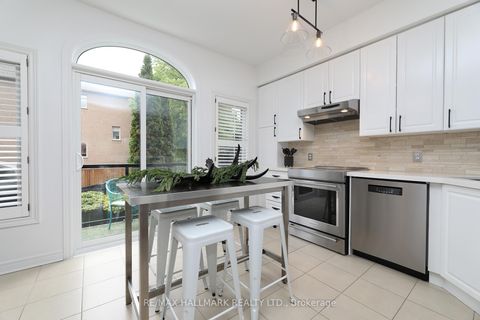 Photo 6 at 146 Manitoba Street, Mimico, Toronto