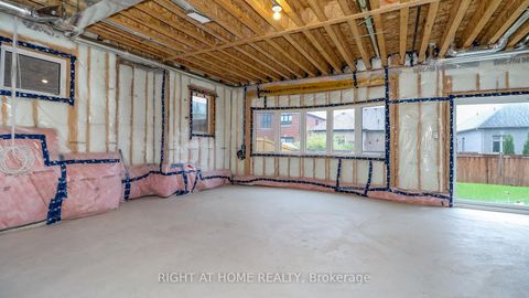 Photo 11 at 1691 Corsal Court N, Rural Innisfil, Innisfil