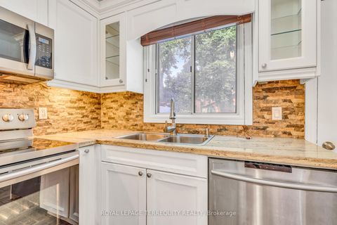 Photo 7 at 78 Lawrence Avenue W, Lawrence Park North, Toronto