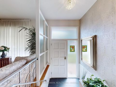 Photo 3 at 29 Golfhaven Drive, Woburn, Toronto