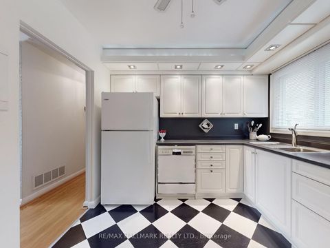 Photo 10 at 29 Golfhaven Drive, Woburn, Toronto