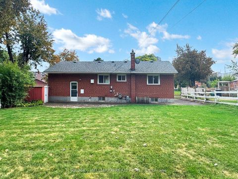 Photo 36 at 29 Golfhaven Drive, Woburn, Toronto
