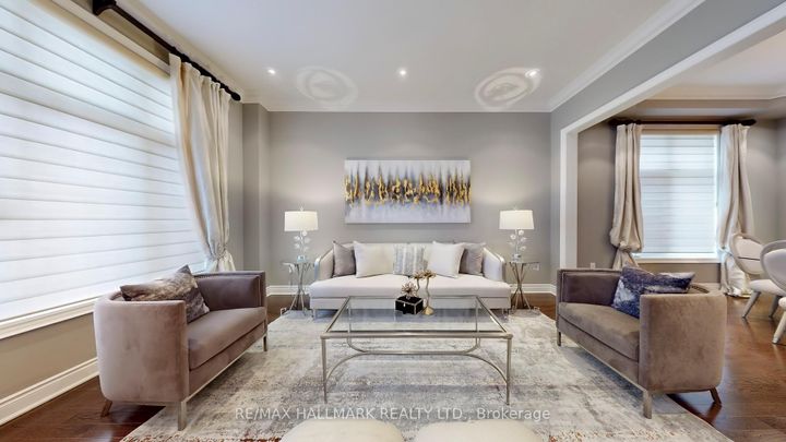 Photo 4 at 126 Sir Stevens Drive, Patterson, Vaughan