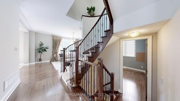 Photo 29 at 126 Sir Stevens Drive, Patterson, Vaughan