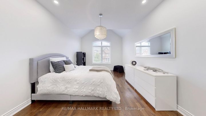 Photo 38 at 126 Sir Stevens Drive, Patterson, Vaughan