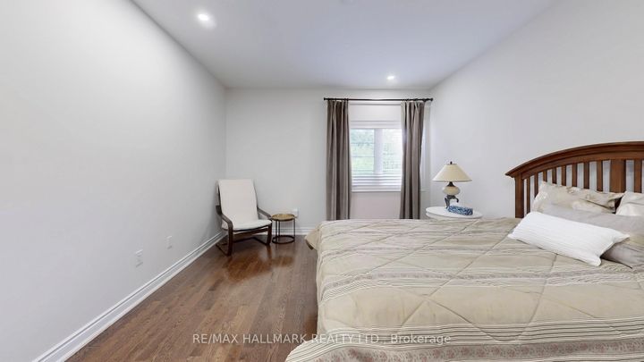 Photo 42 at 126 Sir Stevens Drive, Patterson, Vaughan