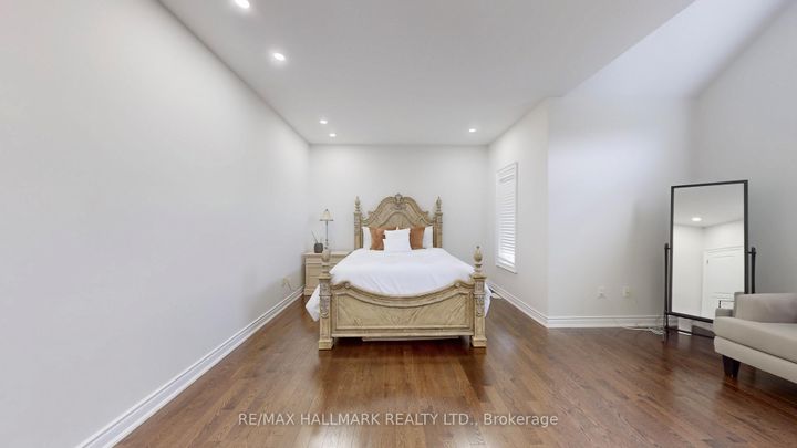 Photo 44 at 126 Sir Stevens Drive, Patterson, Vaughan