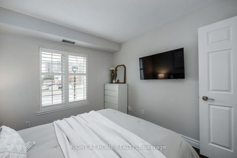 Photo 16 at 206 - 102 Aspen Springs Drive, Bowmanville, Clarington