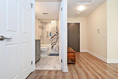 Photo 31 at 203 - 91 Townsgate Drive, Yorkhill, Vaughan