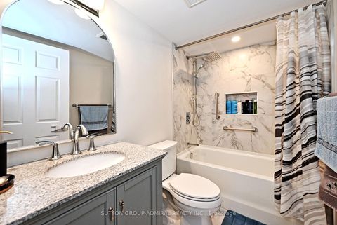 Photo 32 at 203 - 91 Townsgate Drive, Yorkhill, Vaughan