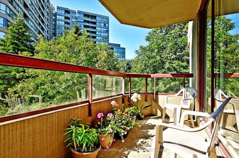 Photo 40 at 203 - 91 Townsgate Drive, Yorkhill, Vaughan