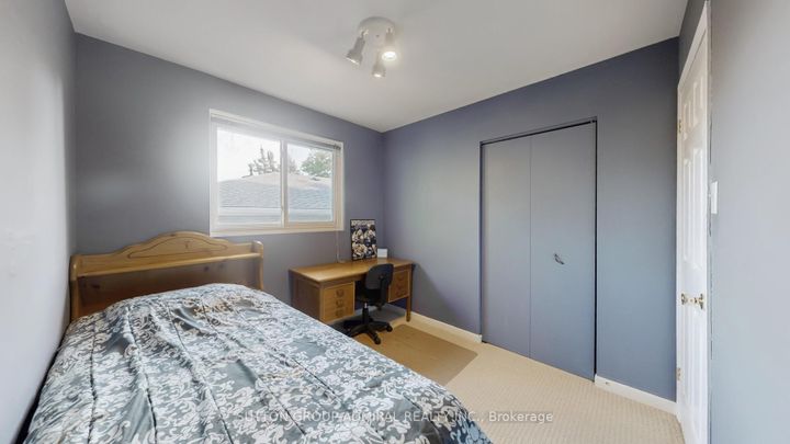 Photo 26 at 62 Shieldmark Crescent, Royal Orchard, Markham