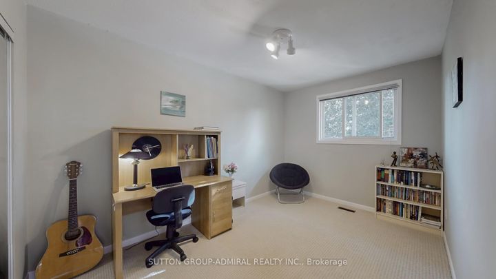 Photo 27 at 62 Shieldmark Crescent, Royal Orchard, Markham