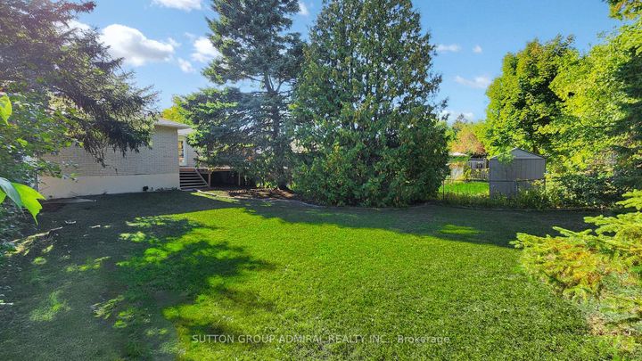 Photo 43 at 62 Shieldmark Crescent, Royal Orchard, Markham