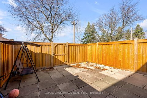 Photo 34 at 12 - 7450 Darcel Avenue, Malton, Mississauga