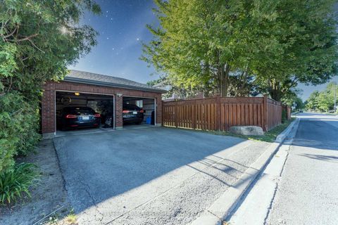Photo 3 at 96 Glenvale Boulevard, Leaside, Toronto