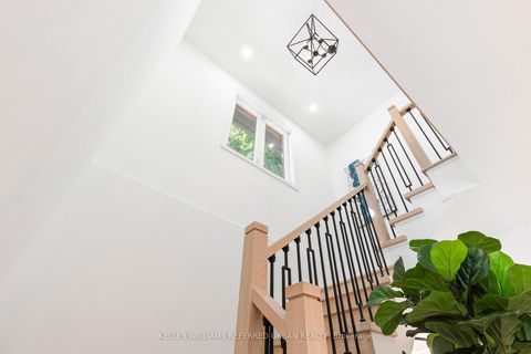 Photo 19 at 96 Glenvale Boulevard, Leaside, Toronto