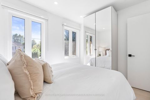 Photo 27 at 96 Glenvale Boulevard, Leaside, Toronto