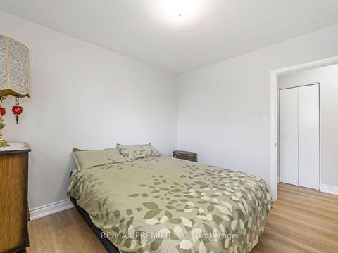 Photo 14 at 83 Spenvalley Drive, Jane Heights, Toronto