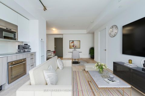 Photo 8 at 1601 - 17 Dundonald Street, Yonge Corridor, Toronto