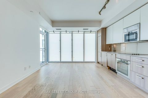 Photo 25 at 1601 - 17 Dundonald Street, Yonge Corridor, Toronto Photo 25 at 1601 - 17 Dundonald Street, Yonge Corridor, Toronto