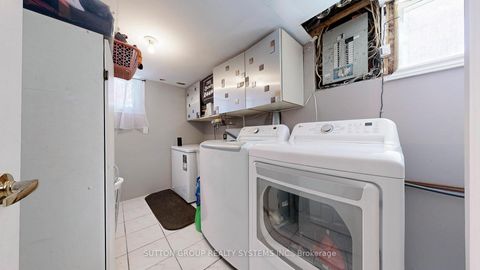 Photo 10 at 122 Hatherley Road, Fairbank, Toronto