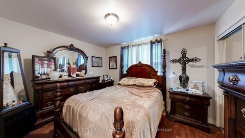 Photo 12 at 122 Hatherley Road, Fairbank, Toronto