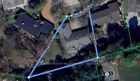 Photo 2 at 27 Hawthorne Lane, Aurora Village, Aurora Photo 2 at 27 Hawthorne Lane, Aurora Village, Aurora