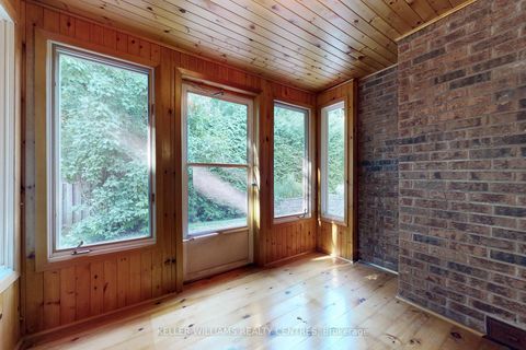 Photo 16 at 27 Hawthorne Lane, Aurora Village, Aurora Photo 16 at 27 Hawthorne Lane, Aurora Village, Aurora