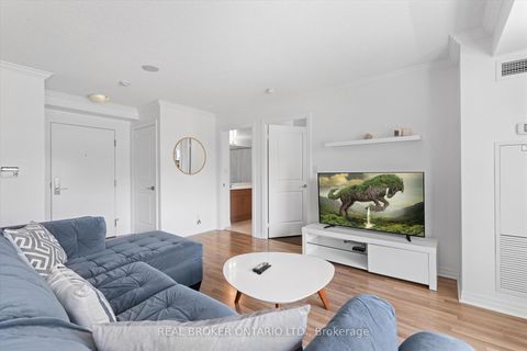 Photo 2 at 216 - 2035 Sheppard Avenue E, Henry Farm, Toronto