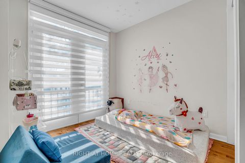 Photo 11 at 104 - 55 Halton Street, Bellwoods, Toronto