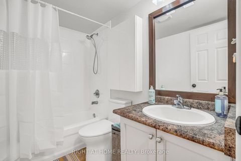 Photo 13 at 104 - 55 Halton Street, Bellwoods, Toronto
