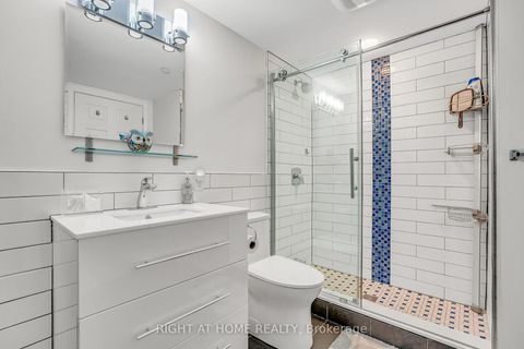 Photo 17 at 104 - 55 Halton Street, Bellwoods, Toronto