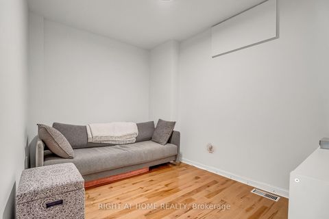 Photo 26 at 104 - 55 Halton Street, Bellwoods, Toronto