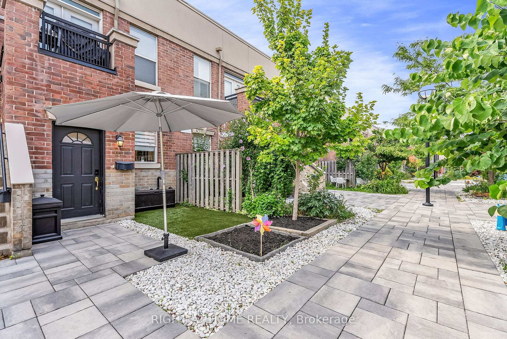 104 - 55 Halton Street, Bellwoods, Toronto 